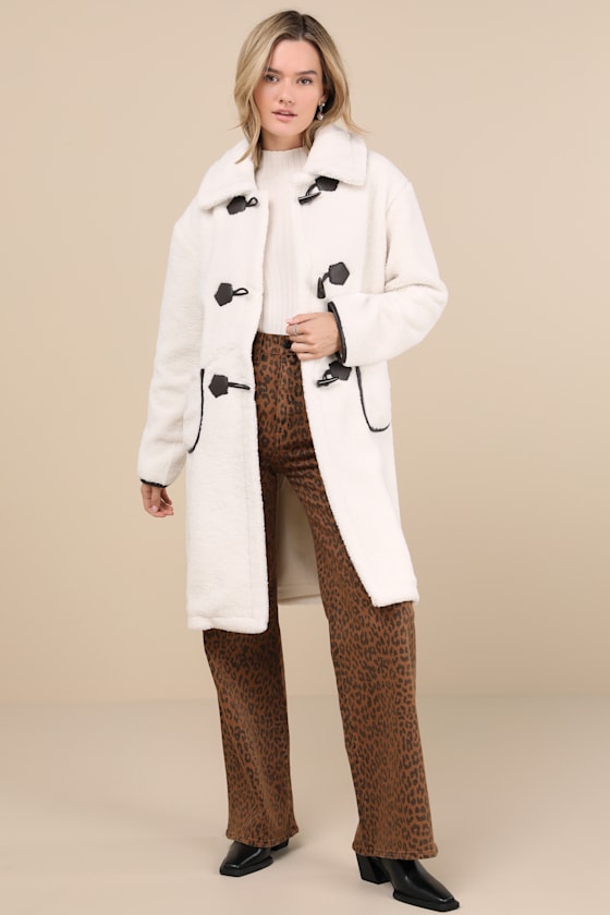 Nvlt Berber Toggle Coat In White