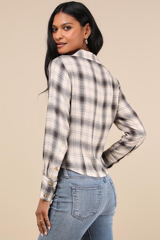 LULUS COUNTRYSIDE STYLE BEIGE AND NAVY PLAID BUTTON-FRONT TOP