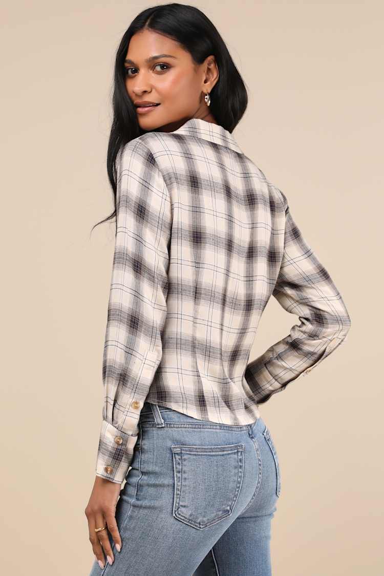 Countryside Style Beige and Navy Plaid Button-Front Top