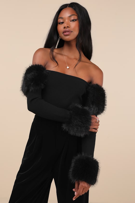 Absolutely Unreal Black Faux Fur Cropped Sweater Top 1
