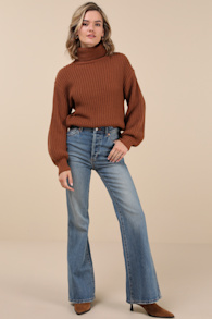 Eastcoast Flare Medium Wash Jeans 5