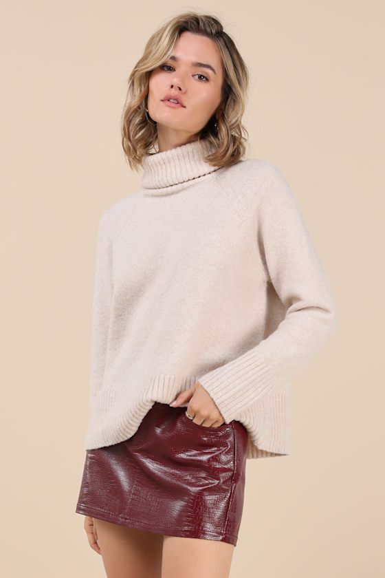 Excellent Mood Burgundy Croc-Embossed Vegan Leather Mini Skirt 4