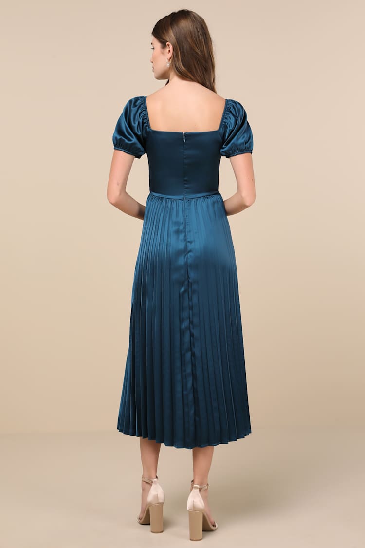 Cute Dresses, Tops, Shoes & Clothing for Women