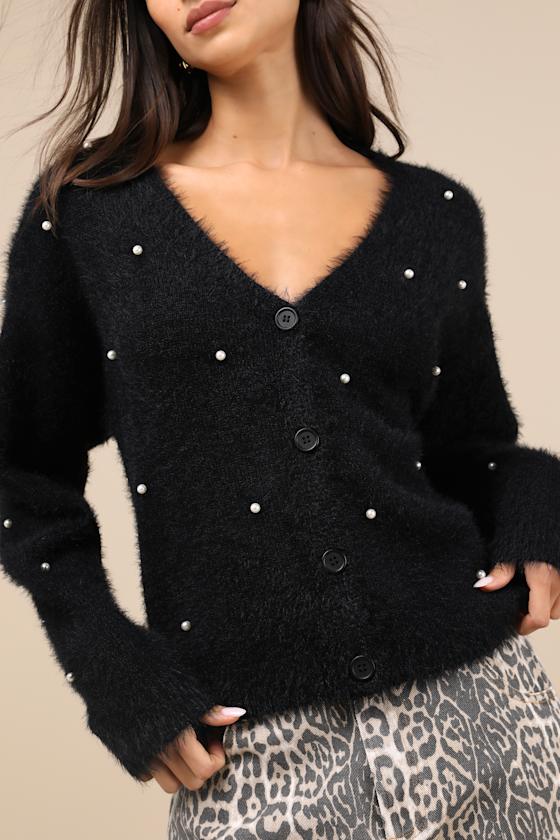 Lulus Chic Comforts Black Eyelash Knit Pearl Cardigan In Black