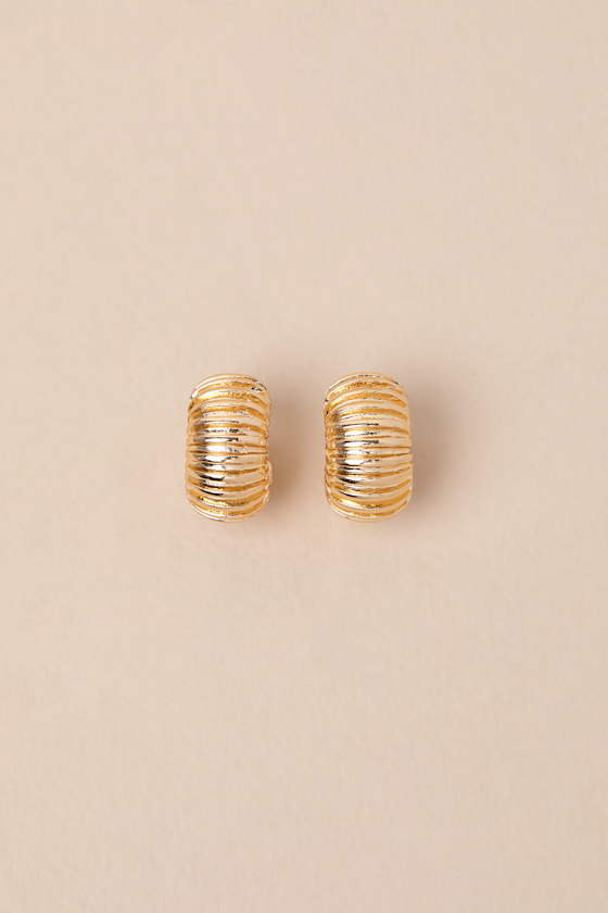 Shop Lulus Alendra Gold Textured Hoop Earrings