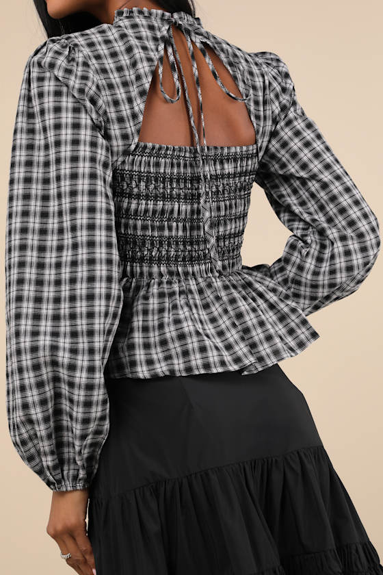 Lulus Undeniable Crush Black Plaid Smocked Top In Black