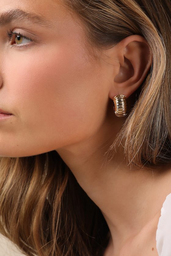 Shop Lulus Alendra Gold Textured Hoop Earrings