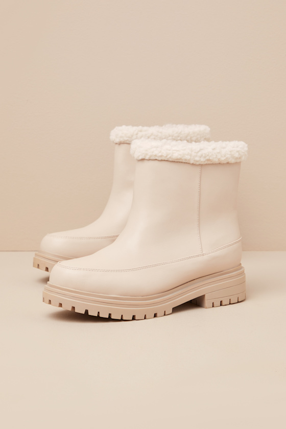 Makie Cream Faux Fur Booties