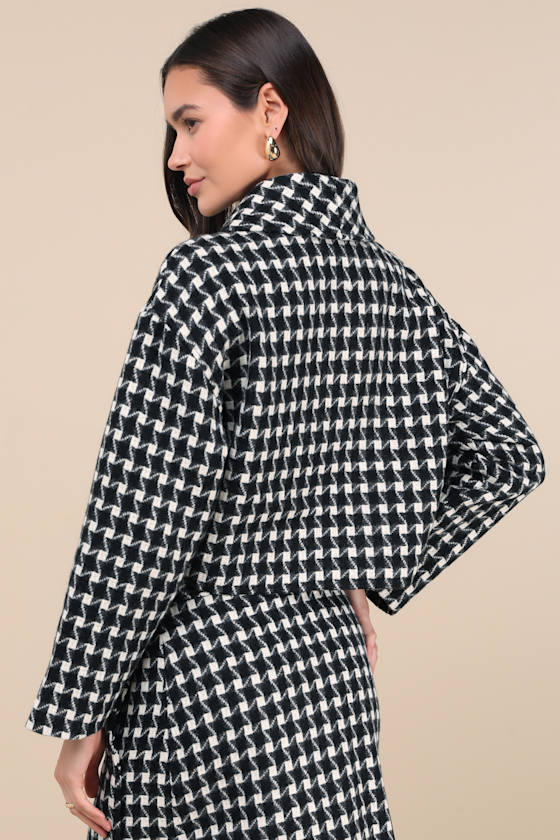 Native Youth Ada Black And White Houndstooth Cropped Jacket In Black And White
