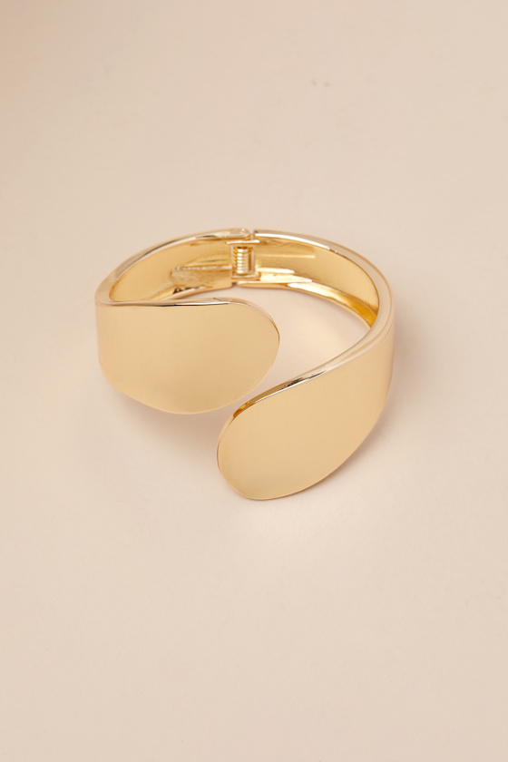 Shop Lulus Yenna Gold Tapered Cuff Bracelet