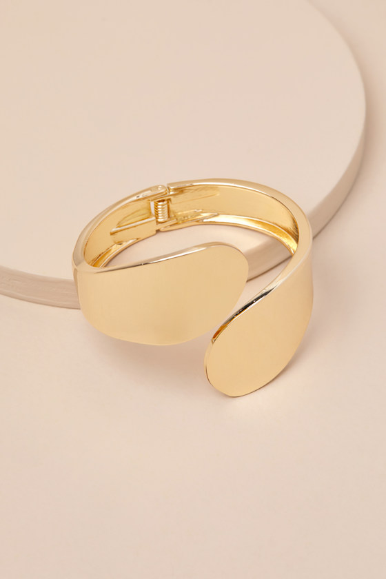 Shop Lulus Yenna Gold Tapered Cuff Bracelet