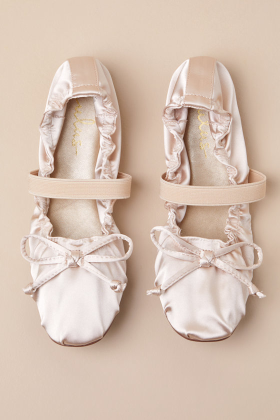 LULUS CALLINDA CHAMPAGNE SATIN BOW BALLET FLATS