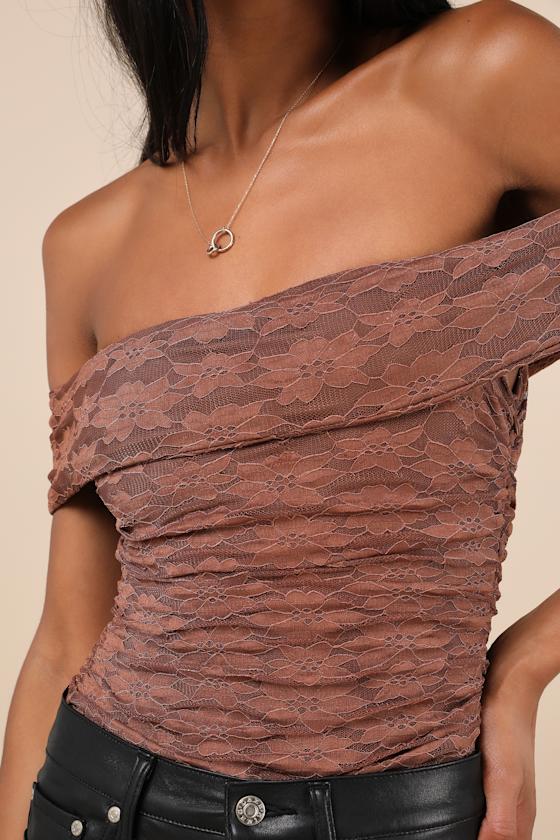 LULUS SULTRY WHIMSY BROWN LACE OFF-THE-SHOULDER BODYSUIT 
