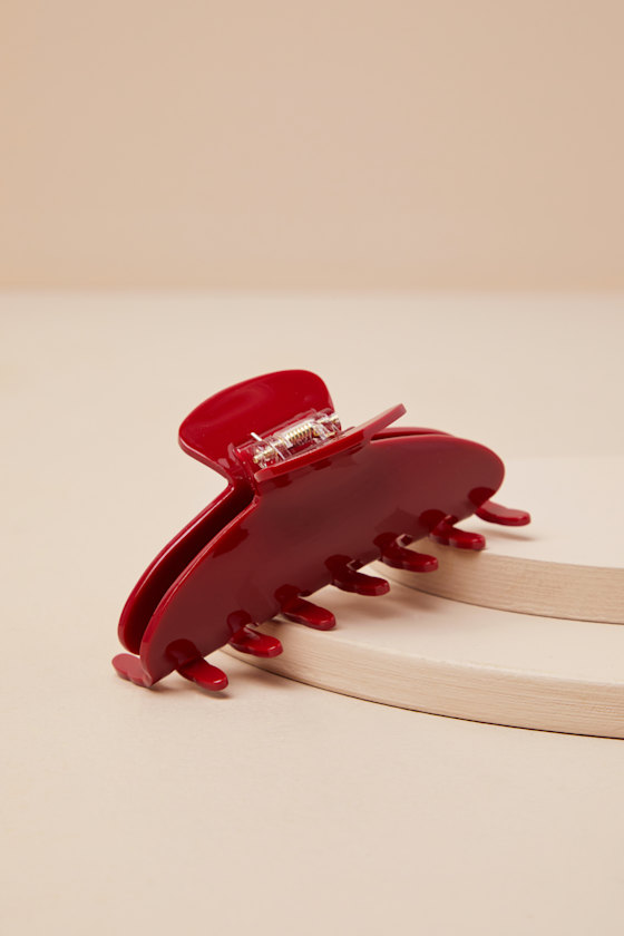 Updo Essential Red Claw Clip 1