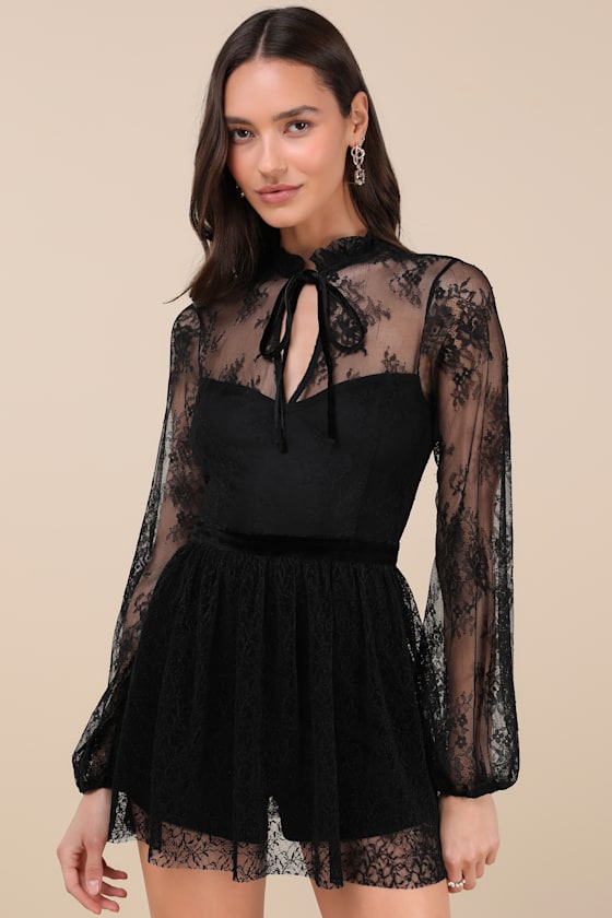 Damiev Lace Romper (Black)