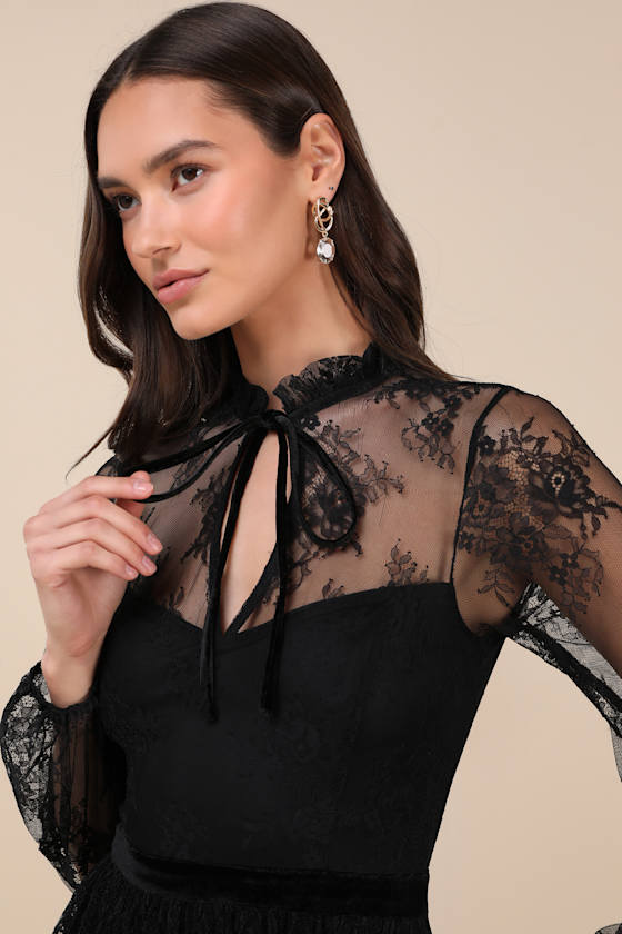 Lulus Incredibly Darling Black Lace Tie-neck Romper In Black