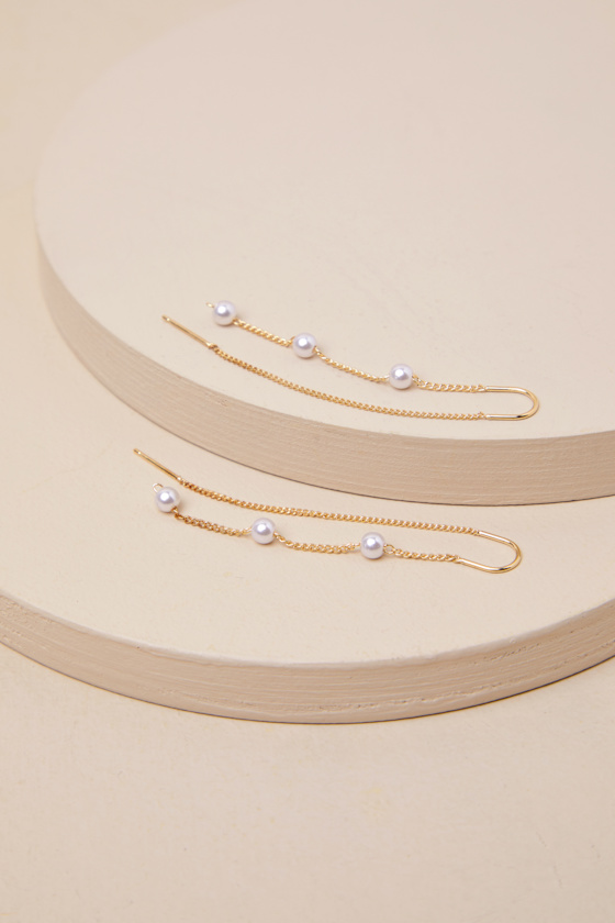 LULUS SIMPLY MEMORABLE GOLD PEARL THREADER EARRINGS