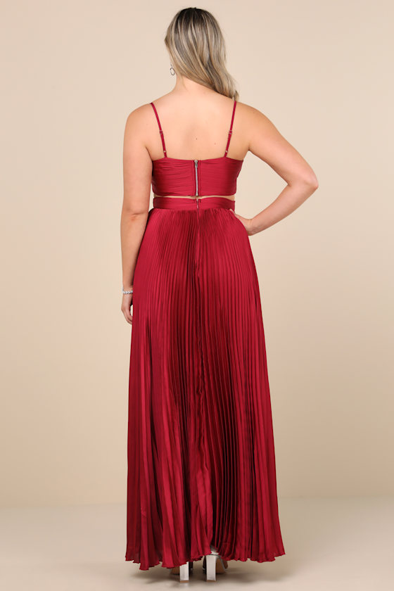 Got the Glam Wine Red Pleated Cutout Maxi Dress - thumbnail 6