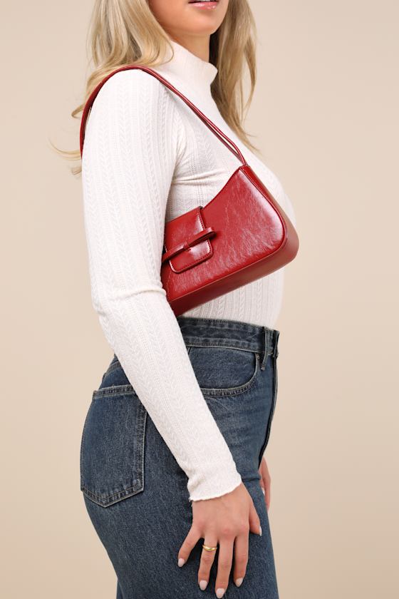 Thela Red Patent Bow Shoulder Bag 7