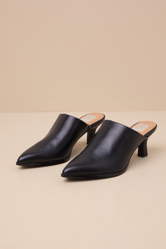 DOLCE VITA LOVEY BLACK LOW HEEL MULE PUMPS
