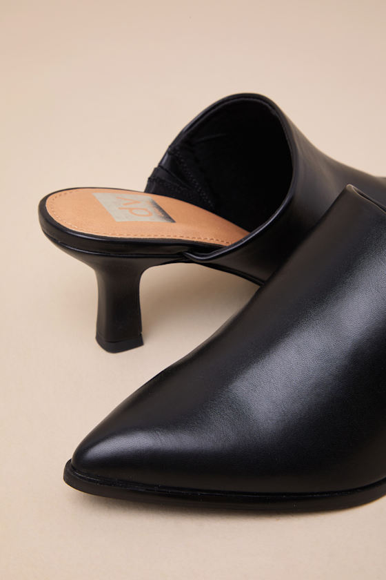 DOLCE VITA LOVEY BLACK LOW HEEL MULE PUMPS