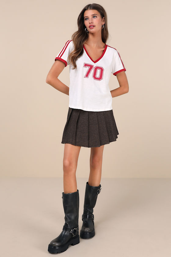 MOTEL JANAN WHITE V-NECK GRAPHIC TEE