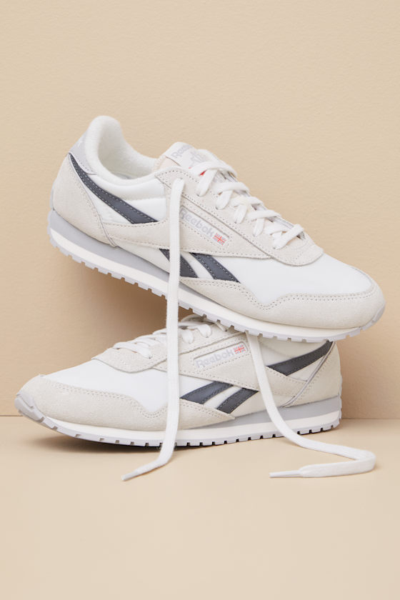 REEBOK CLASSIC AZ CHALK AND GREY SUEDE LEATHER SNEAKERS