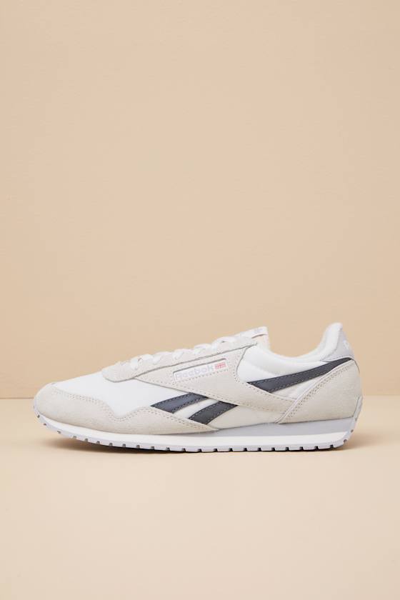 REEBOK CLASSIC AZ CHALK AND GREY SUEDE LEATHER SNEAKERS