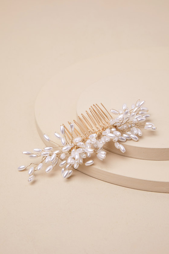 Luminous Poise Gold and Ivory Pearl Beaded Hair Comb 4