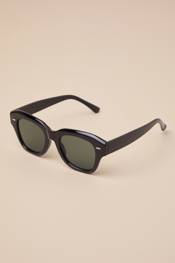 LULUS DANNY BLACK SQUARE SUNGLASSES