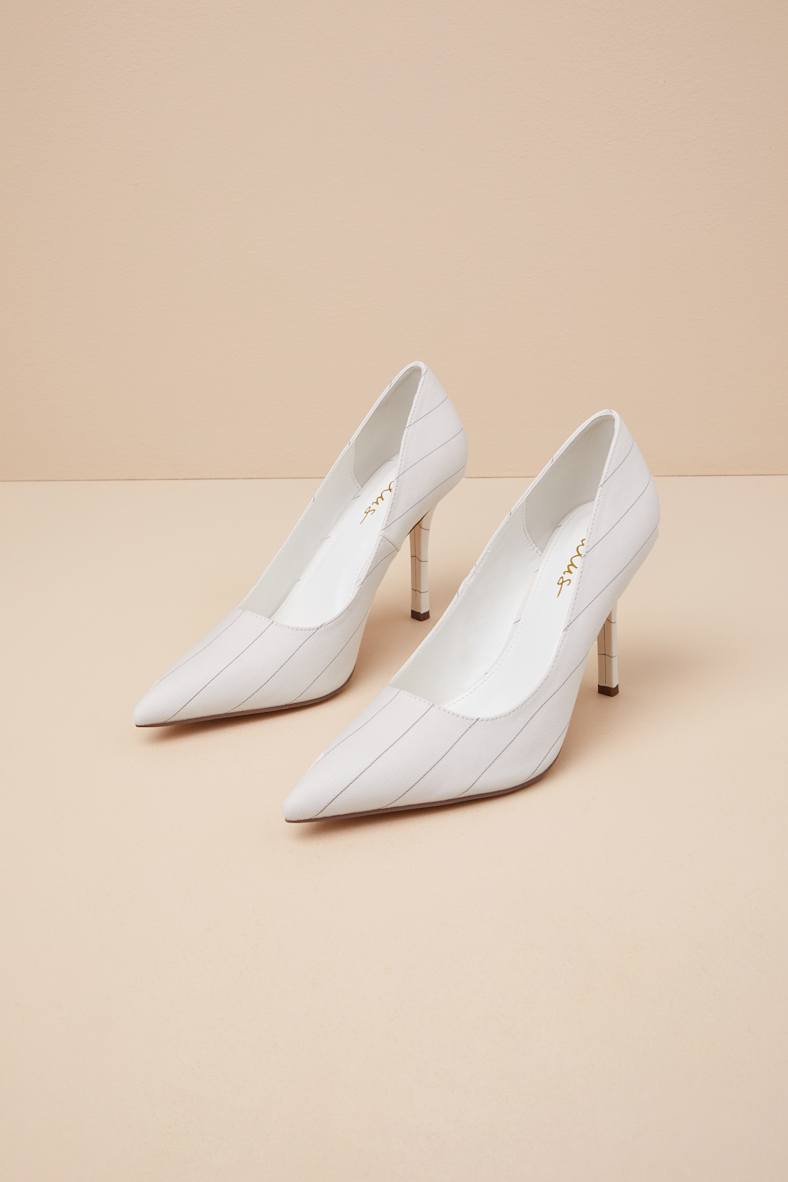 Cute Dresses, Tops, Shoes & Clothing for Women