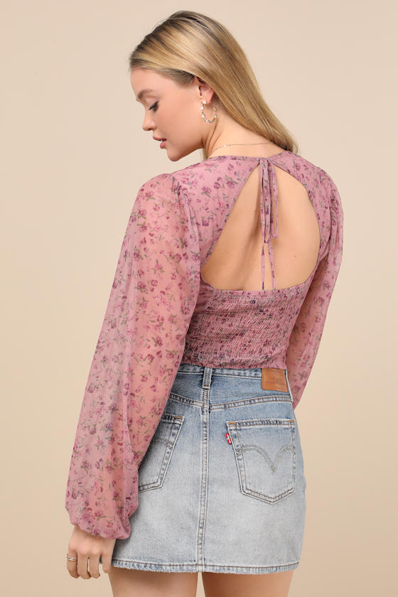 Lulus Feeling So Cute Mauve Floral Mesh Balloon Sleeve Crop Top In Mauve