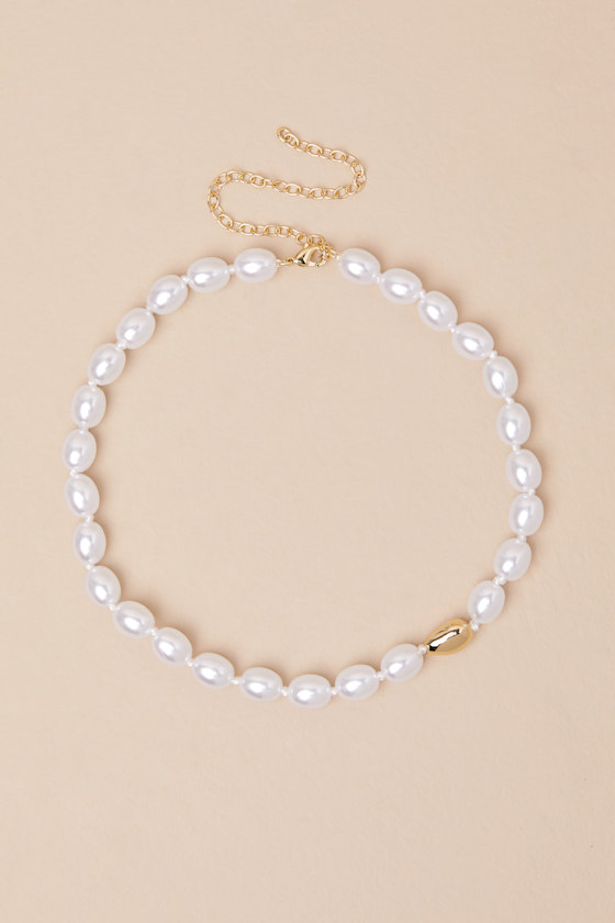 Perci 14KT Gold Pearl Necklace 2
