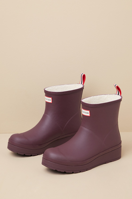 Hunter Play Chestnut Crust Shearling Short Rain Boots In Brown