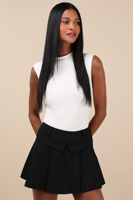 On It Black Pleated Mini Skirt 4