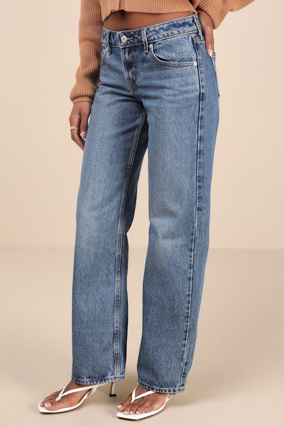 Levi's Low Loose Medium Wash Low-rise Wide-leg Jeans In Blue