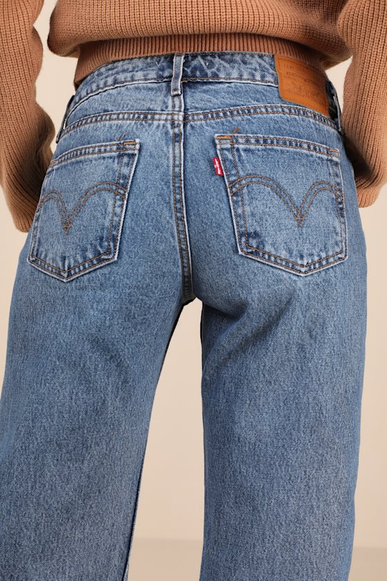 Levi's Low Loose Medium Wash Low-rise Wide-leg Jeans In Blue