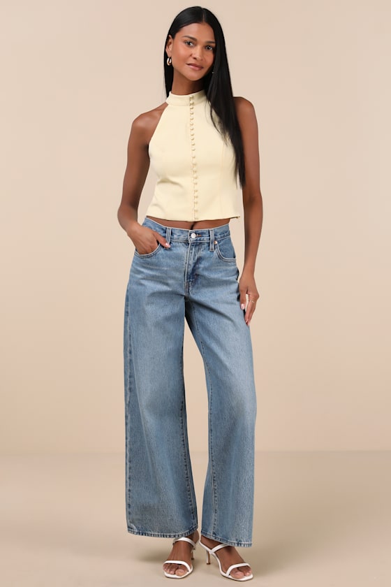 Lulus Chic Popularity Light Yellow Mock Neck Crop Top In Light Yellow