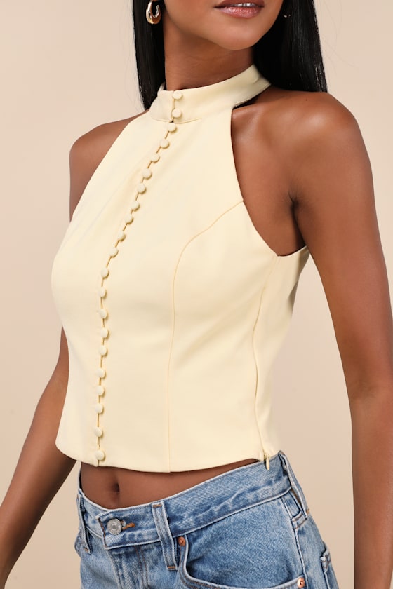 Lulus Chic Popularity Light Yellow Mock Neck Crop Top In Light Yellow