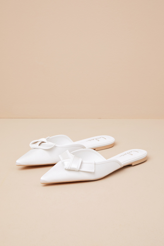 LULUS KALLY WHITE SATIN KNOTTED MULE FLATS