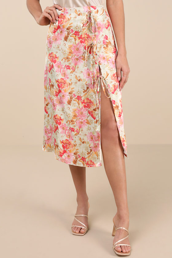 Lulus Nasima Cream Multi Floral Satin Midi Skirt In Cream Multi