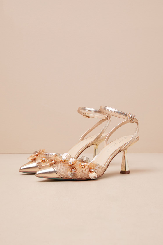 BETSEY JOHNSON SB-CARLI GOLD MESH FLORAL APPLIQUE ANKLE STRAP HEELS 