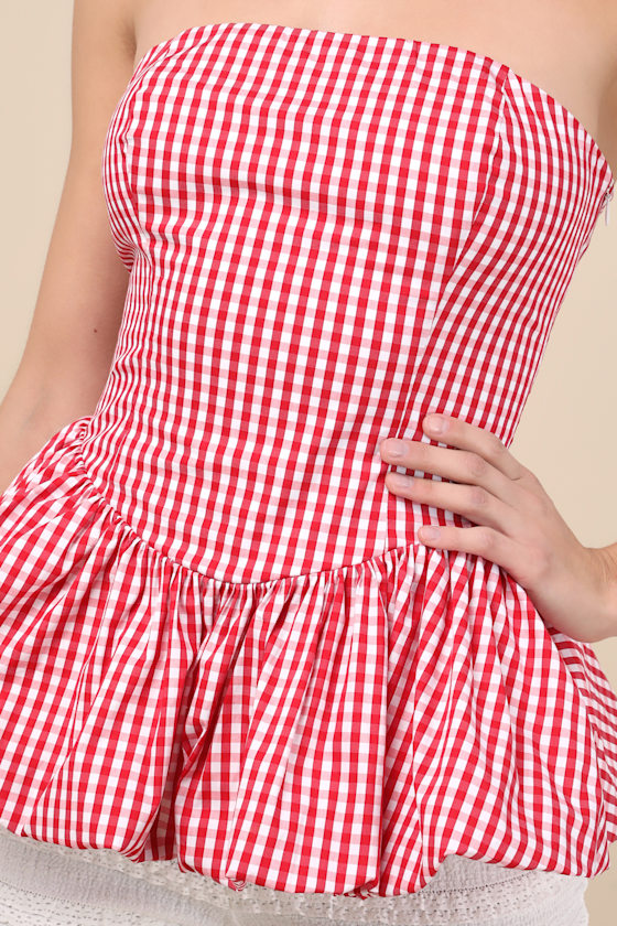 Extro & Vert Damaria Red Gingham Strapless Peplum Top In Red