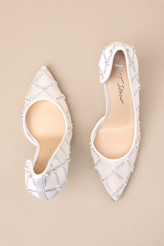 BETSEY JOHNSON SB-CRUZE IVORY MESH RHINESTONE PEARL POINTED-TOE D'ORSAY PUMPS