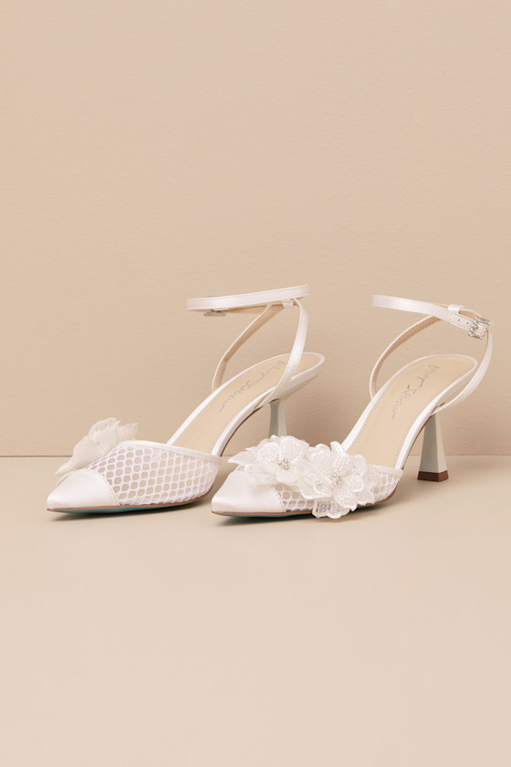 BETSEY JOHNSON SB-SUSIE IVORY MESH APPLIQUE ANKLE STRAP PUMPS