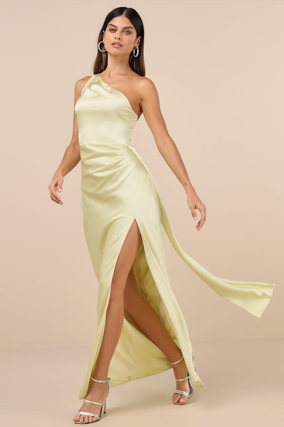 LULUS SIGNATURE ELEGANCE PALE YELLOW SATIN ONE-SHOULDER MAXI DRESS