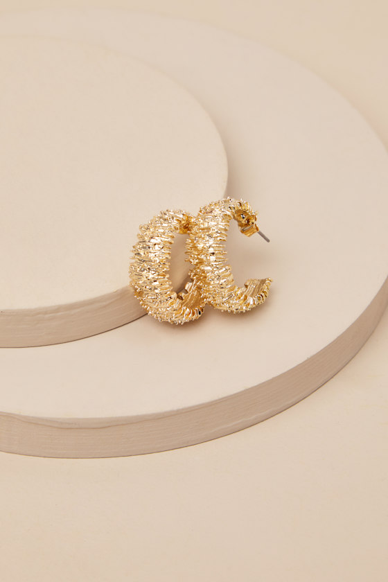 Shop Lulus Elevated Tradition Gold Textured Hoop Earrings