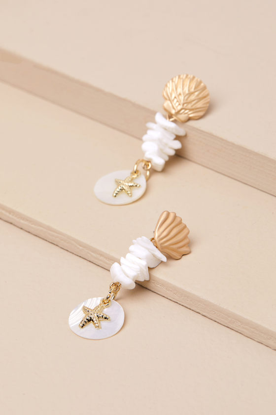LULUS TARKA WHITE AND GOLD SEASHELL DROP EARRINGS