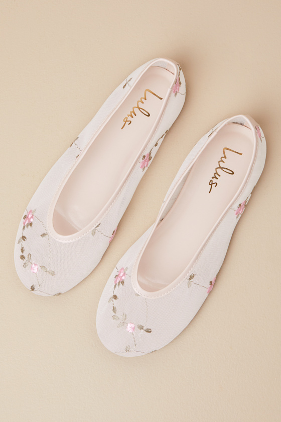 Lulus Idony Light Nude Floral Mesh Ballet Flats In Beige