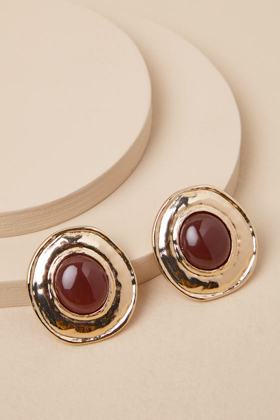 LULUS ADITA GOLD BURGUNDY STONE EARRINGS